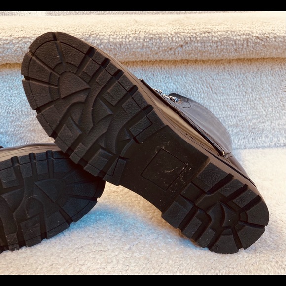 ✨Dirty Laundry Combat Boots✨ - Picture 6 of 15